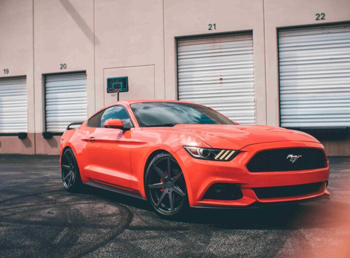 Discover the UAE Beyond the City with Rent a Car