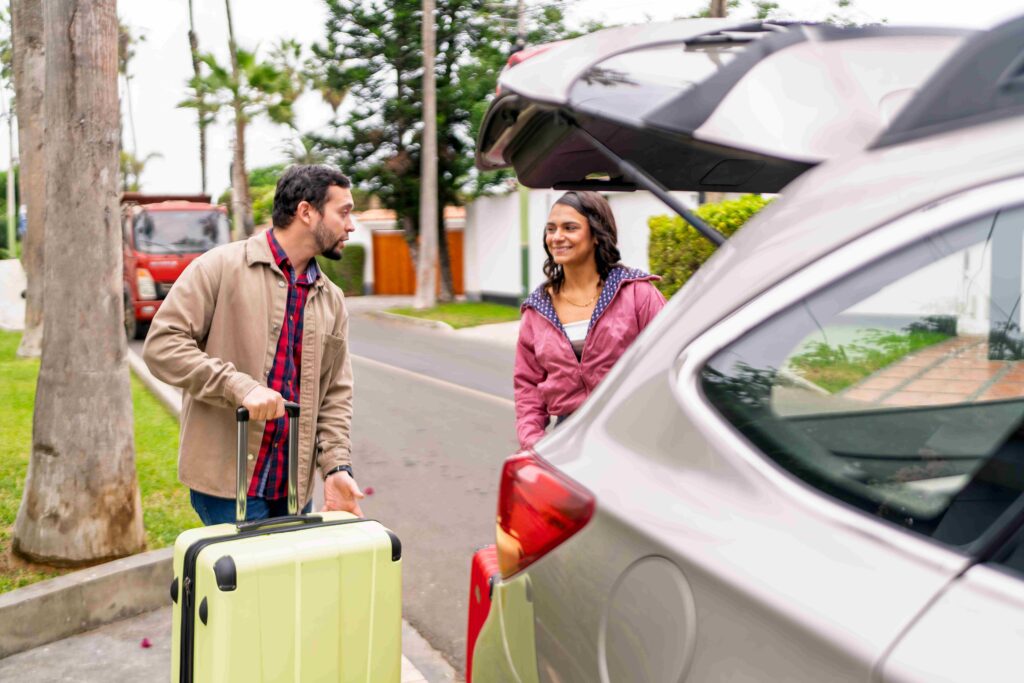 Discover the UAE Beyond the City with Rent a Car